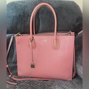 Michael Kors Pink Hangbag